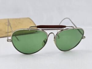 Vintage Green lens Pilot Aviator Crossbar Sunglasses Japan 125mm width